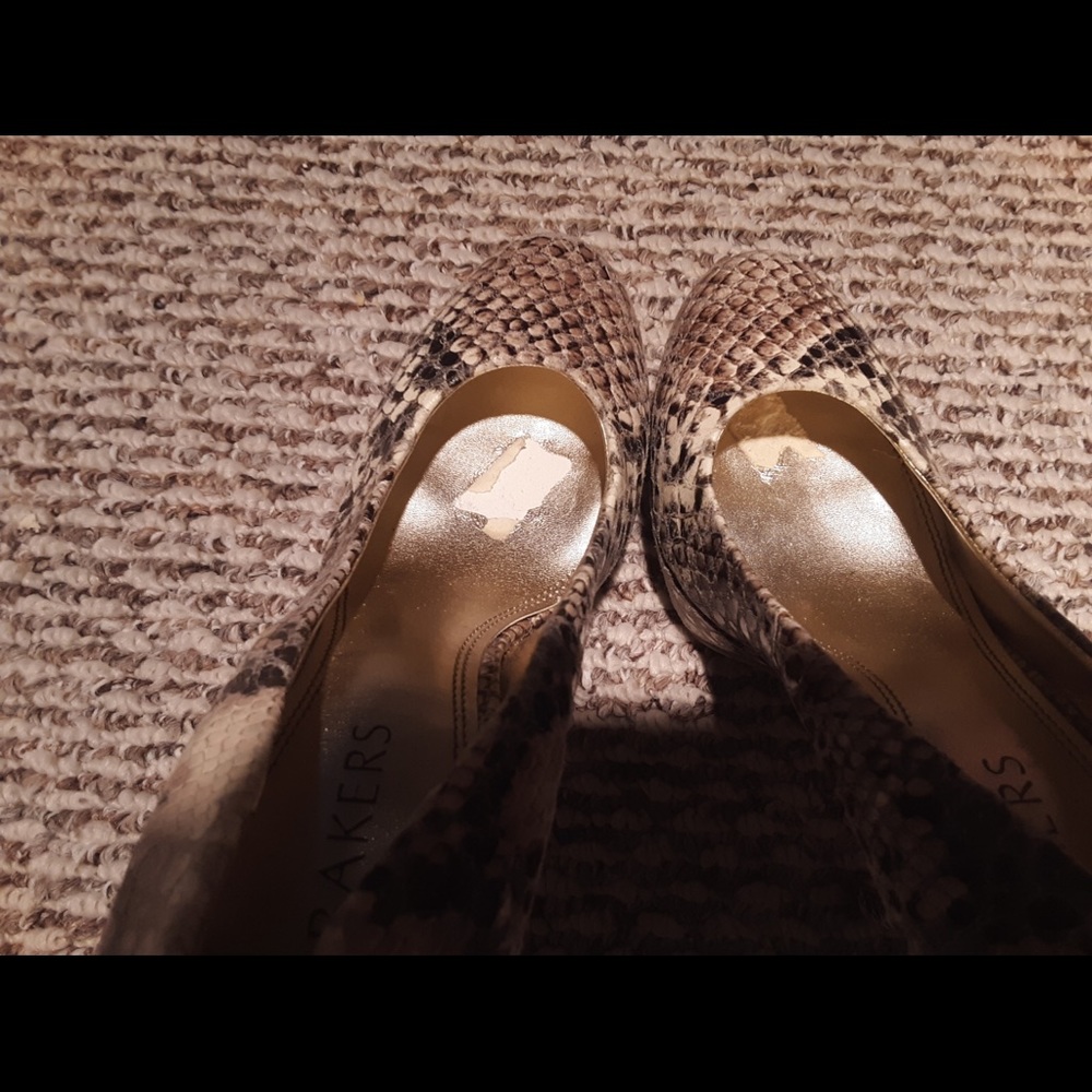 Heels 👠 - Picture 3 of 4